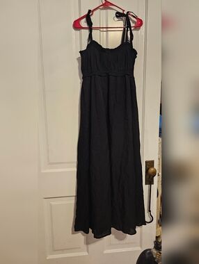 Classic Black Tie-Shoulder Maxi Dress